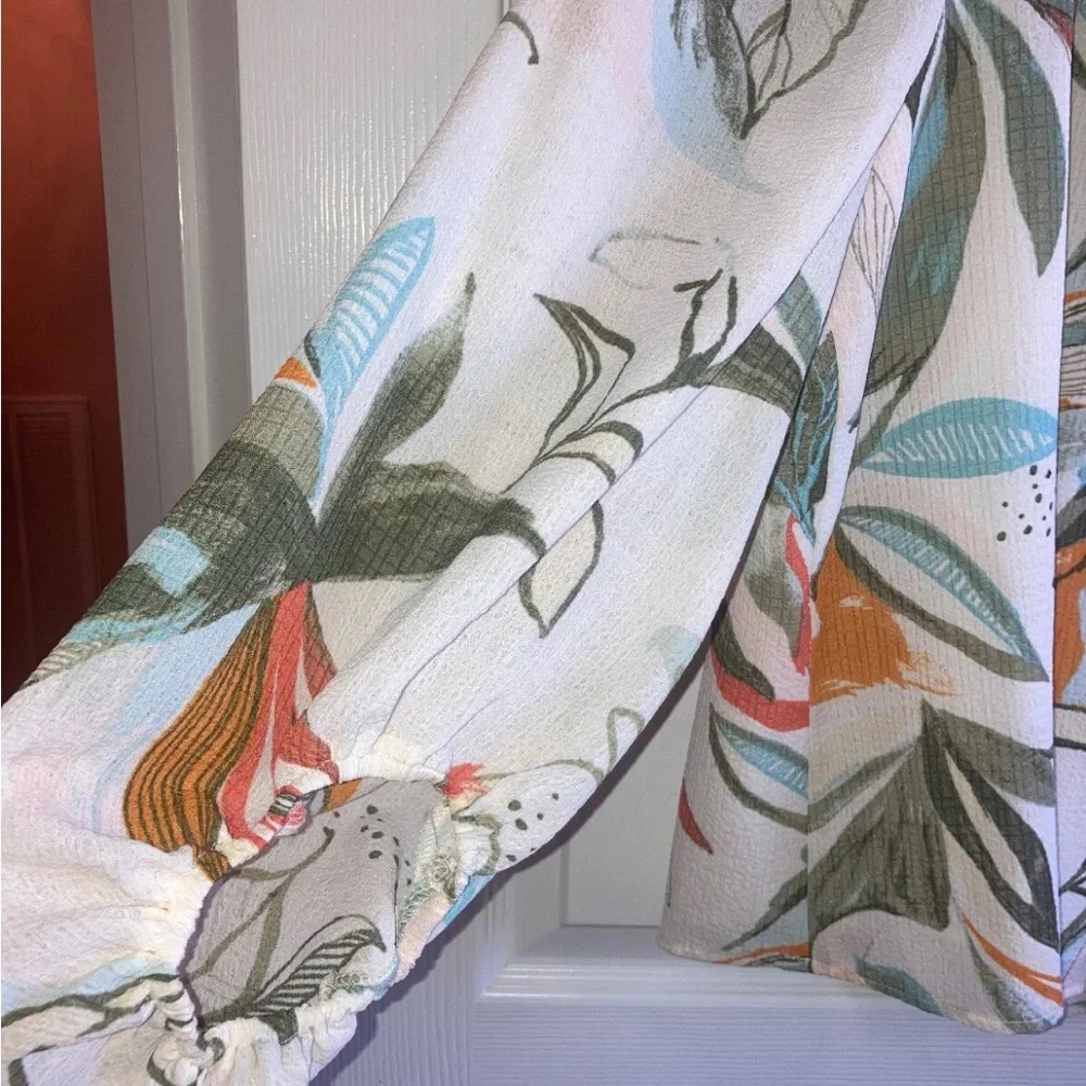A New Day Womens Blouse Size XL‎ Tropical Floral Ties in Back  Ivory Green Lined - Picture 7 of 11